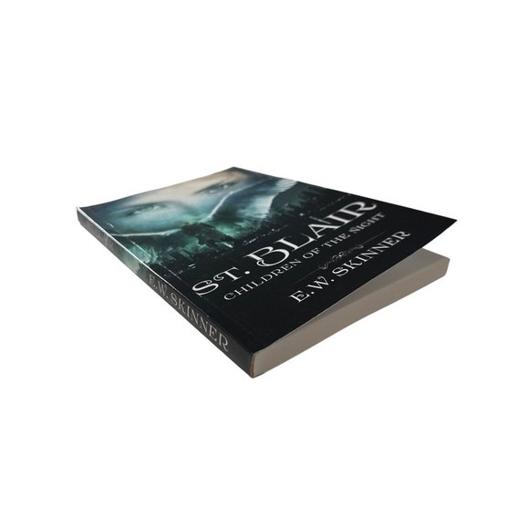 St. Blair Children of the Night Signed by Author E. W. Skinner 2010 paranormal - Picture 5 of 6
